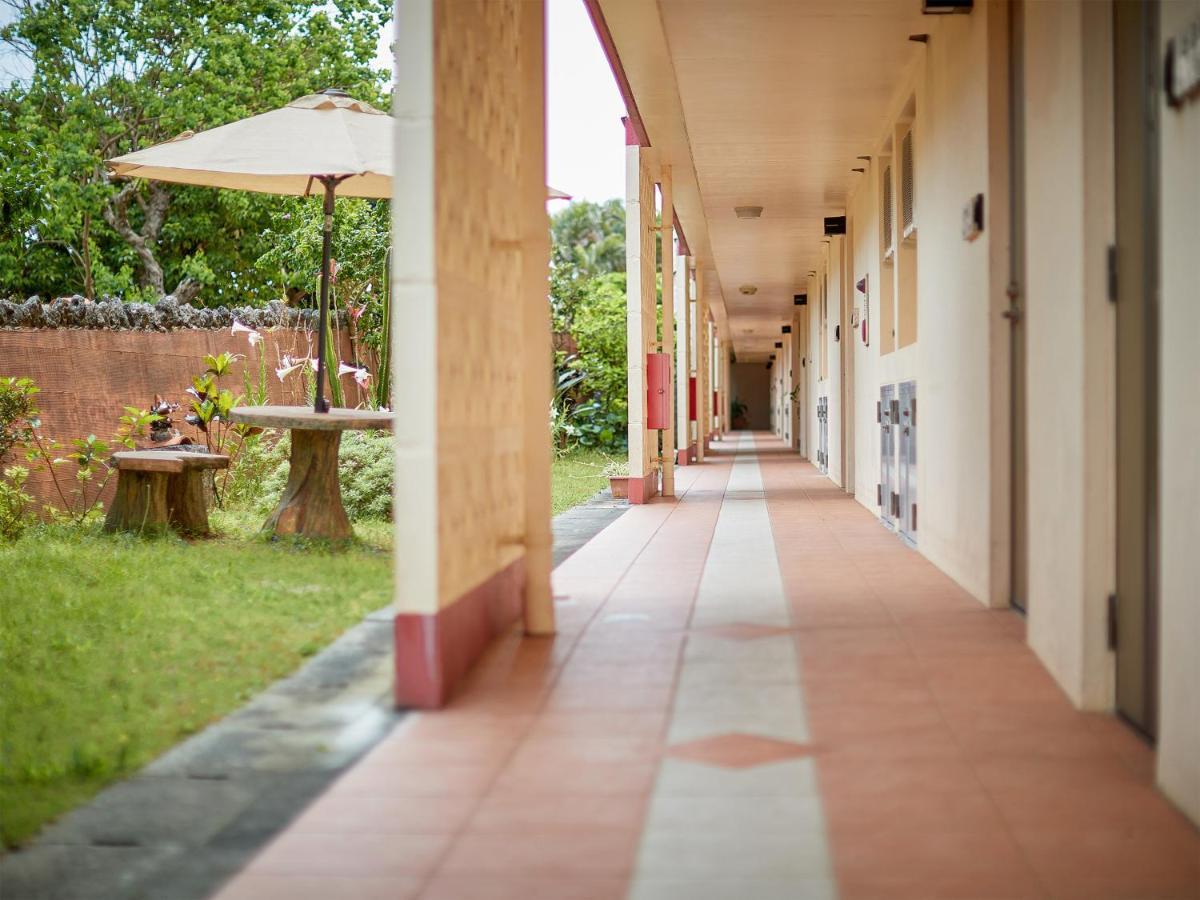 Hotel Murasakimura Yomitan Exterior photo